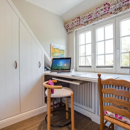 Smeelwai App 1 Holiday home